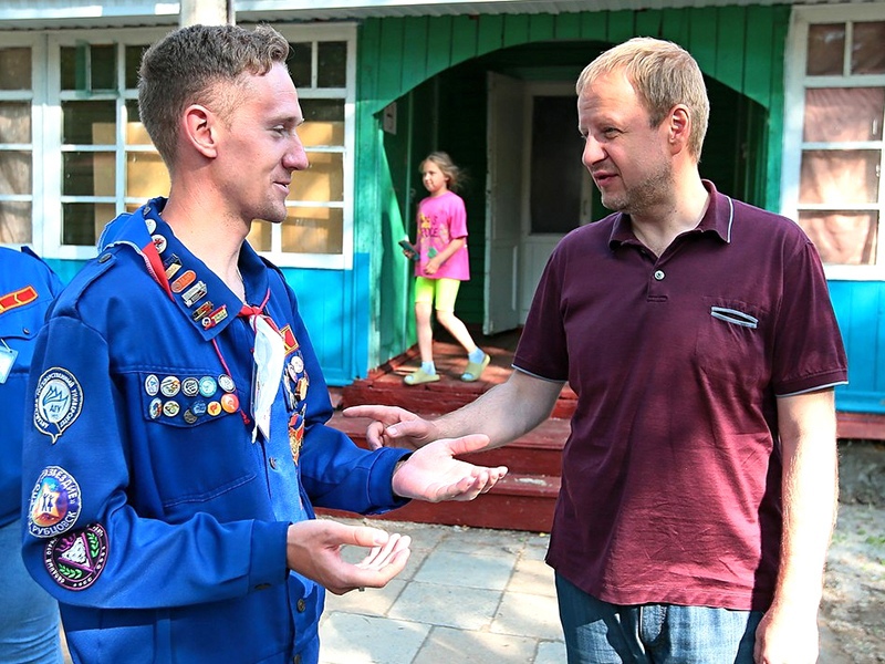 Встреча вожатых СПО «Созвездие» и ТОП «Восход» с губернатором Алтайского края Виктором Томенко